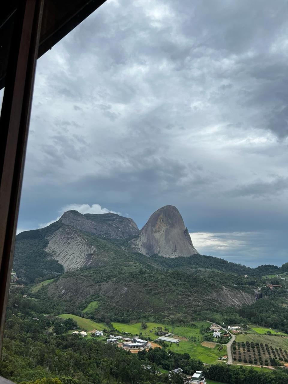 Vista Azul Apart Hotel - Pedra Azul Pinheiros Esterno foto